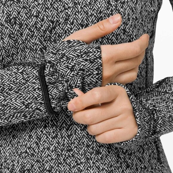 Lululemon Runderful Long Sleeve Scattered Herringbone Black White - Picture 4 of 12